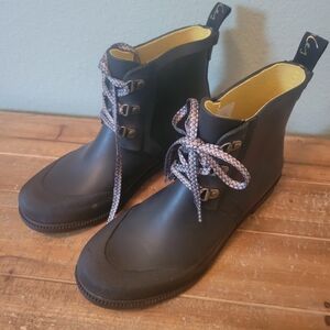 Black Ankle Boots with Patterned Laces